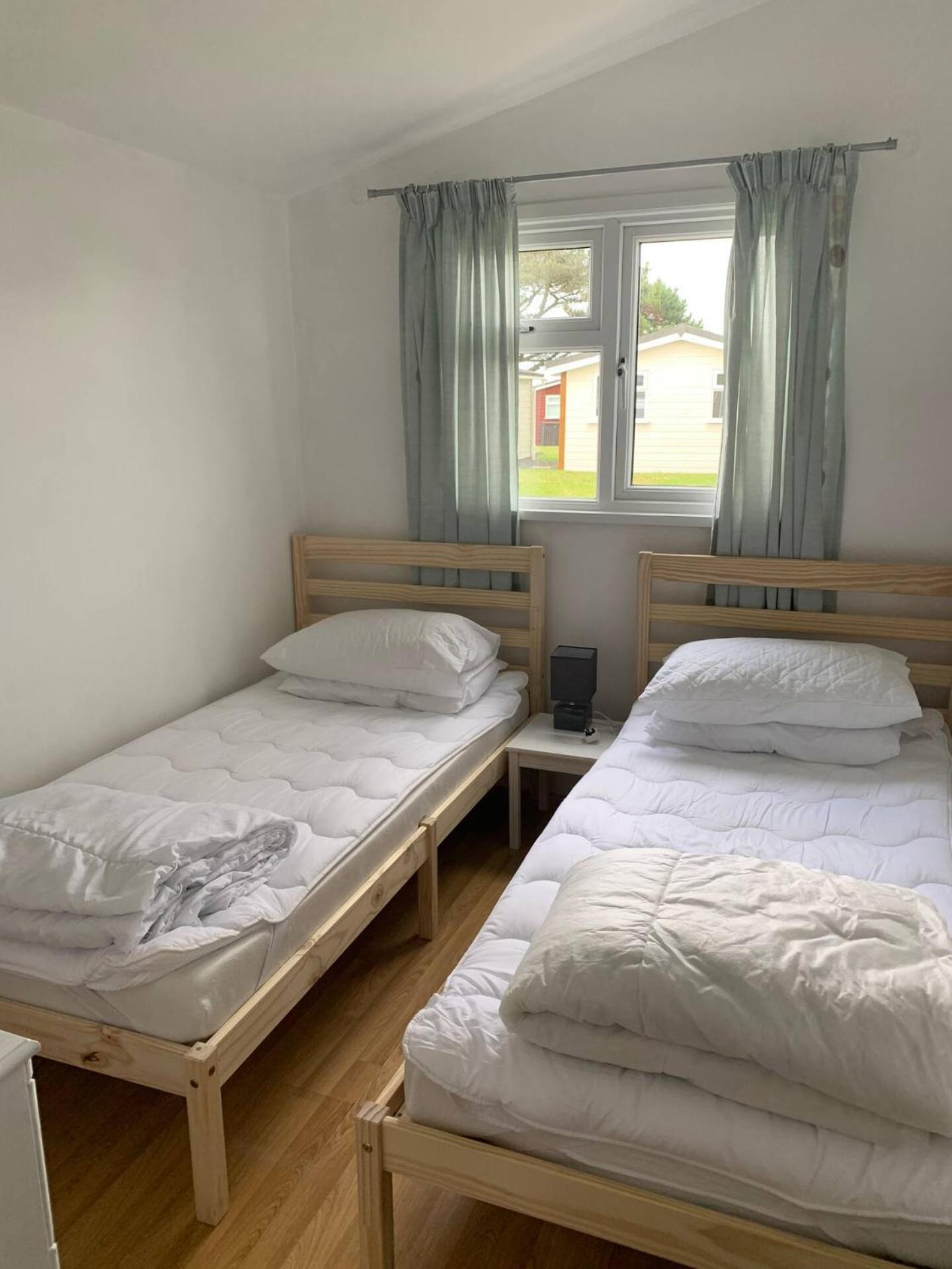 Chalets & Lodges At Atlantic Bays Holiday Park Padstow Extérieur photo