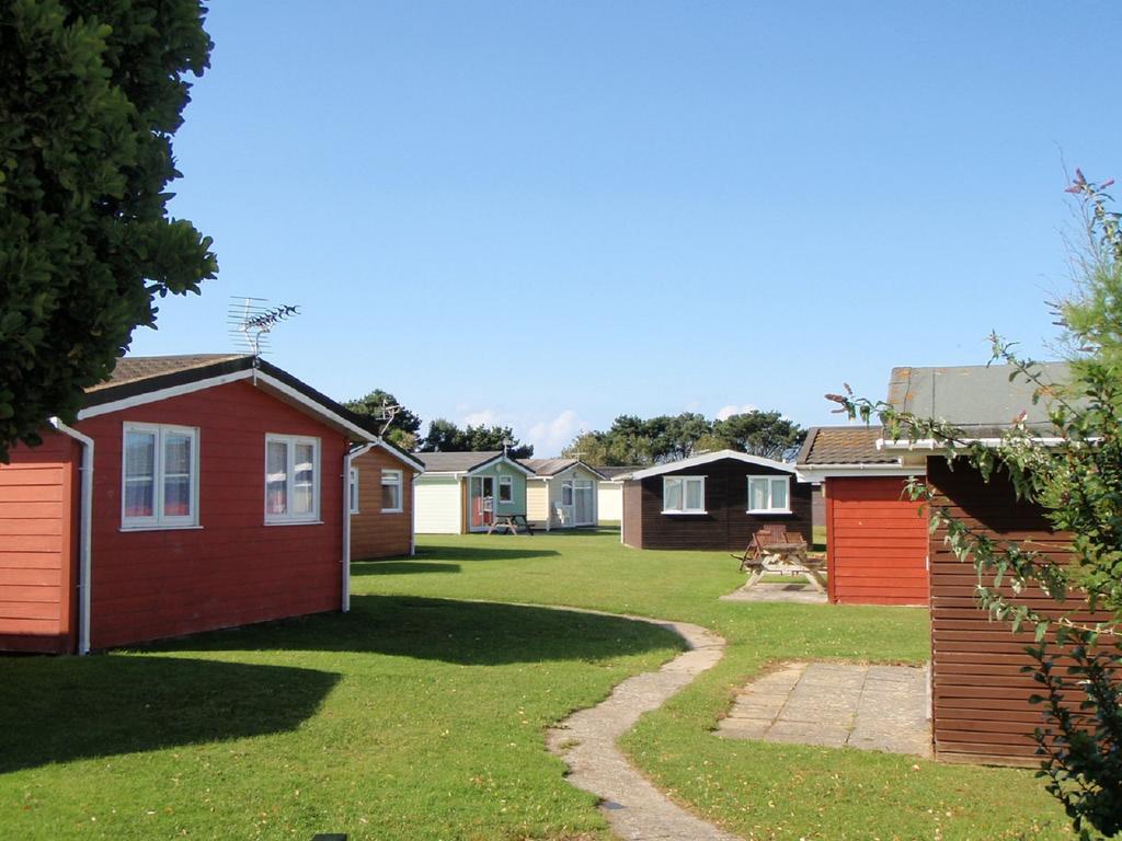 Chalets & Lodges At Atlantic Bays Holiday Park Padstow Extérieur photo